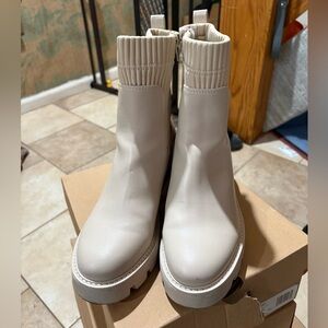 Bar III Off-White Ankle Booties
